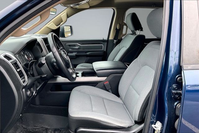 2020 Ram 1500 Big Horn Crew Cab 4x4 5'7" Box - 22987310 - 9