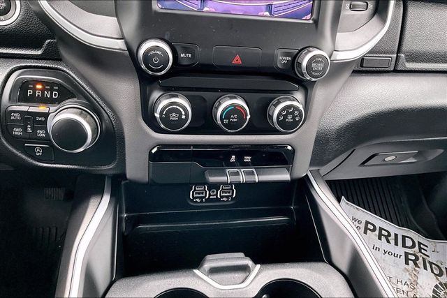 2020 Ram 1500 Big Horn Crew Cab 4x4 5'7" Box - 22987310 - 25