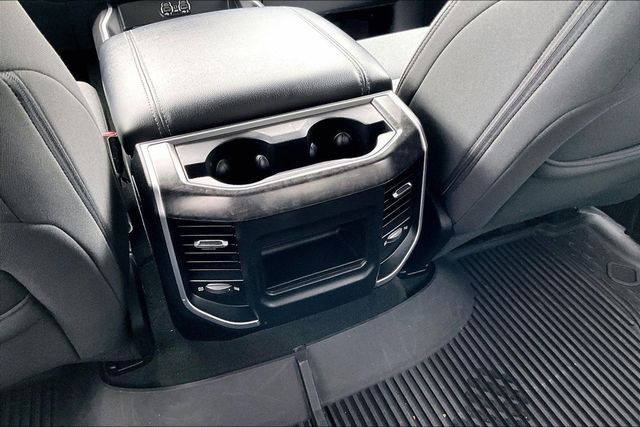 2020 Ram 1500 Big Horn Crew Cab 4x4 5'7" Box - 22987310 - 34