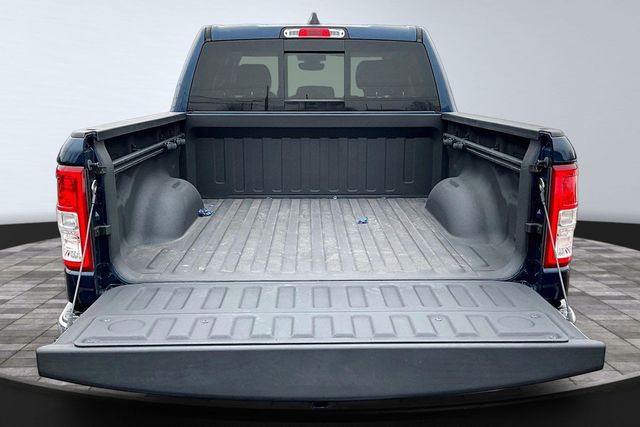 2020 Ram 1500 Big Horn Crew Cab 4x4 5'7" Box - 22987310 - 37