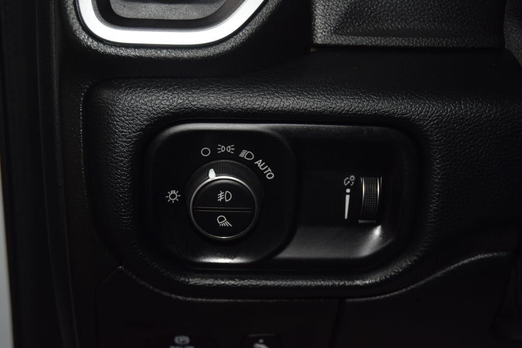 2020 Ram 1500 Big Horn/Lone Star - 23060608 - 36