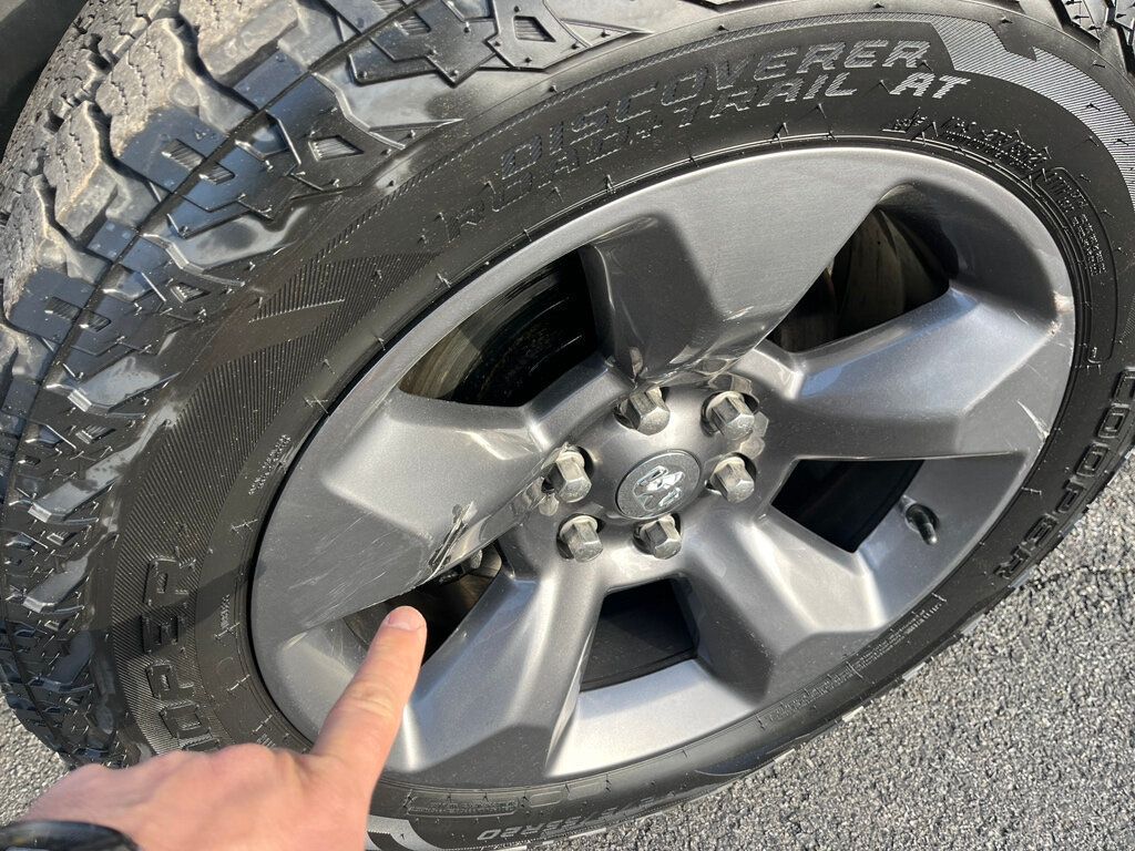 2020 Ram 1500 BUILT TO SERVE - 22986831 - 68