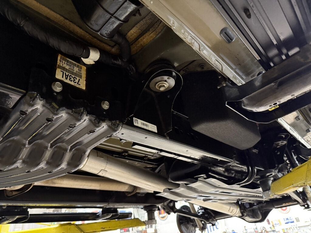 2020 Ram 1500 BUILT TO SERVE Crew Cab 4x4 - 22986831 - 26