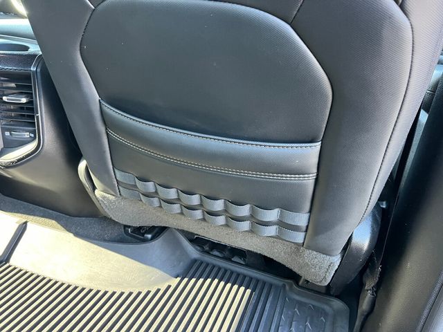 2020 Ram 1500 BUILT TO SERVE Crew Cab 4x4 - 22986831 - 36