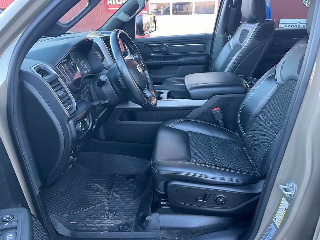 2020 Ram 1500 BUILT TO SERVE Crew Cab 4x4 - 22986831 - 42