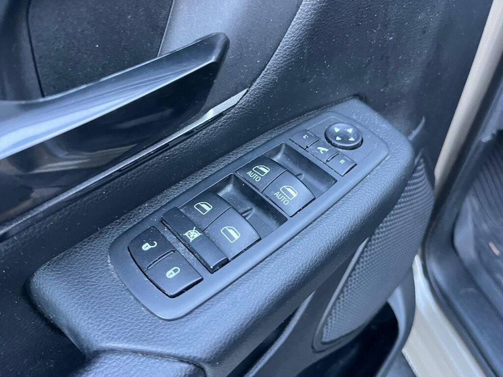 2020 Ram 1500 BUILT TO SERVE Crew Cab 4x4 - 22986831 - 53