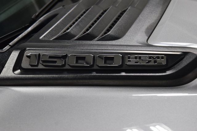 2020 Ram 1500 Laramie 4x4 Crew Cab 5'7" Box - 22979358 - 16