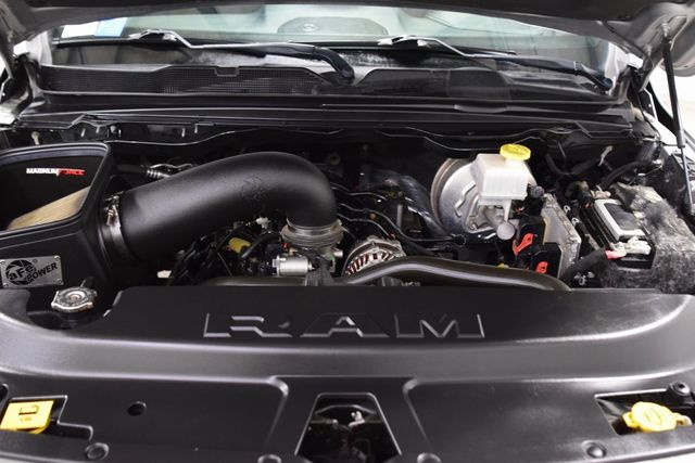 2020 Ram 1500 Laramie 4x4 Crew Cab 5'7" Box - 22979358 - 32