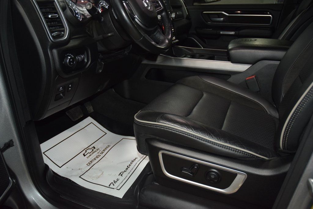 2020 Ram 1500 Laramie 4x4 Crew Cab 5'7" Box - 22979358 - 50