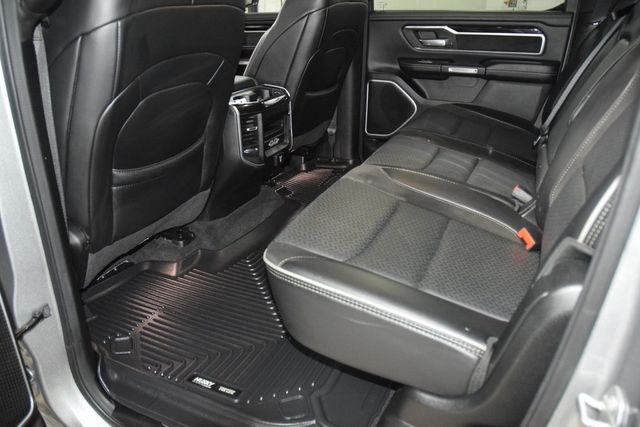 2020 Ram 1500 Laramie 4x4 Crew Cab 5'7" Box - 22979358 - 53