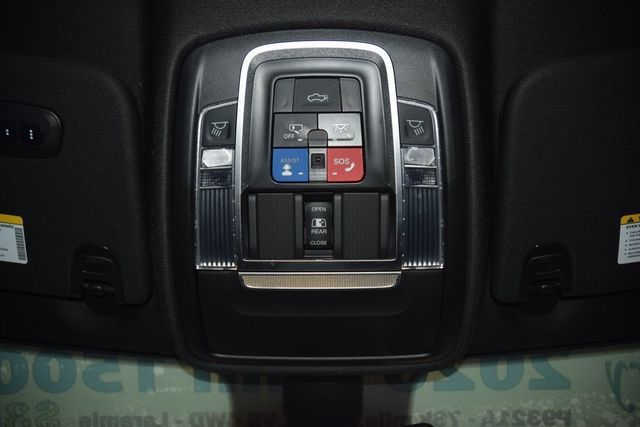 2020 Ram 1500 Laramie 4x4 Crew Cab 5'7" Box - 22979358 - 59