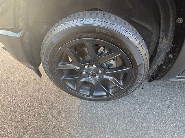 2020 Ram 1500 Laramie 4x4 Crew Cab 5'7" Box - 23074261 - 22