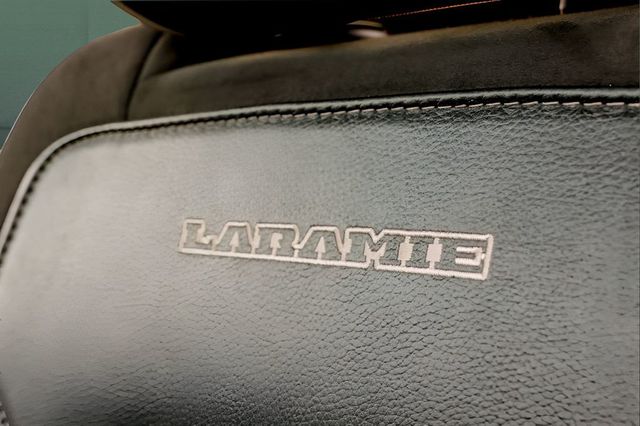 2020 Ram 1500 Laramie 4x4 Crew Cab 5'7" Box - 23022107 - 19