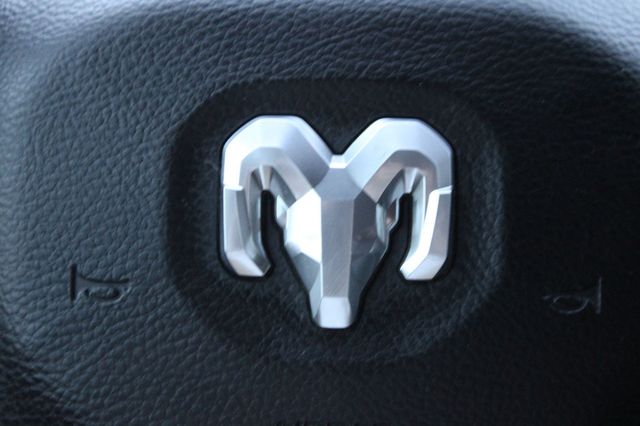 2020 Ram 1500 Laramie 4x4 Quad Cab 6'4" Box - 22942922 - 27