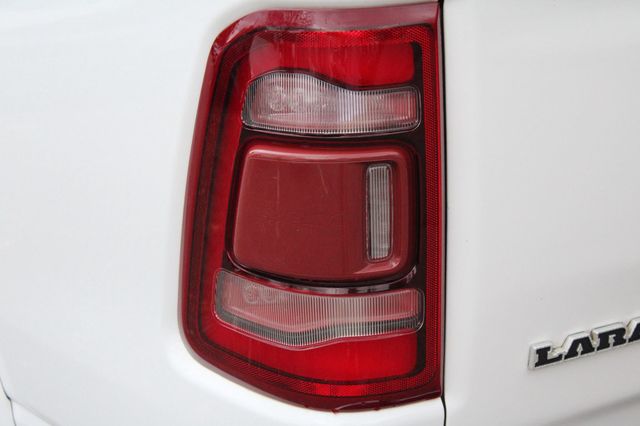 2020 Ram 1500 Laramie 4x4 Quad Cab 6'4" Box - 22942922 - 39