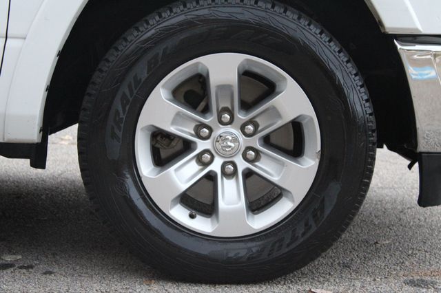 2020 Ram 1500 Laramie 4x4 Quad Cab 6'4" Box - 22942922 - 43