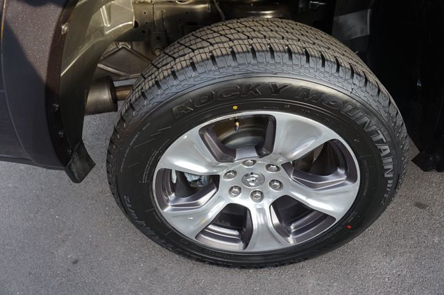 2020 Ram 1500 LARAMIE, 4X4, TOWING PKG, LEATHER SEATS, NAVIGATION, BACKUP CAM - 22945045 - 14