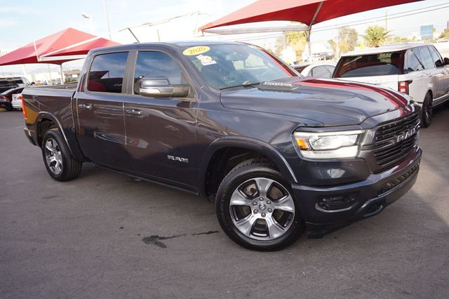 2020 Ram 1500 LARAMIE, 4X4, TOWING PKG, LEATHER SEATS, NAVIGATION, BACKUP CAM - 22945045 - 1