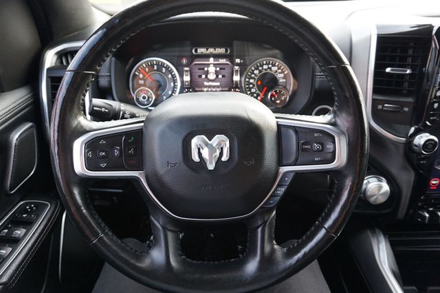 2020 Ram 1500 LARAMIE, 4X4, TOWING PKG, LEATHER SEATS, NAVIGATION, BACKUP CAM - 22945045 - 26