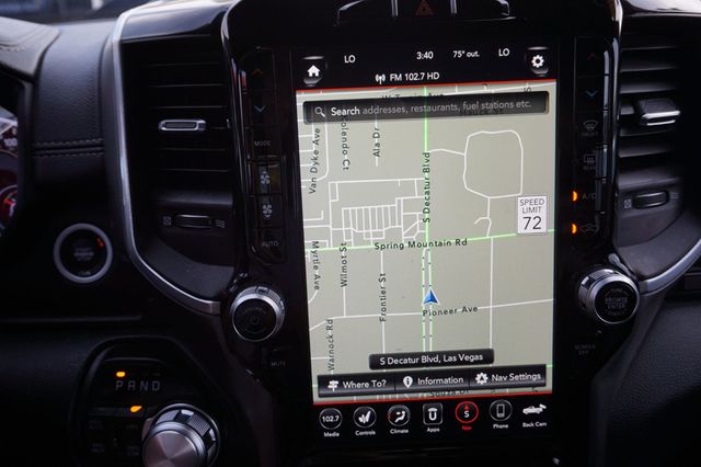 2020 Ram 1500 LARAMIE, 4X4, TOWING PKG, LEATHER SEATS, NAVIGATION, BACKUP CAM - 22945045 - 36