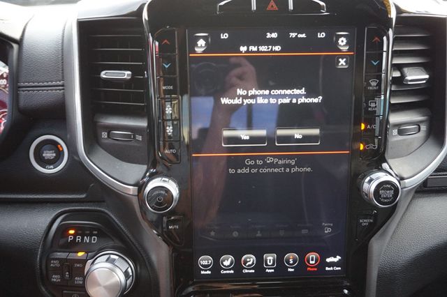 2020 Ram 1500 LARAMIE, 4X4, TOWING PKG, LEATHER SEATS, NAVIGATION, BACKUP CAM - 22945045 - 37