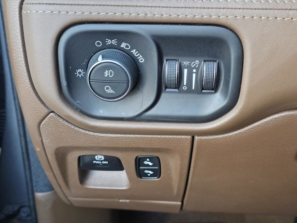 2020 Ram 1500 Laramie Longhorn photo 25