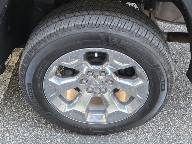 2020 Ram 1500 Lone Star - 22934046 - 32