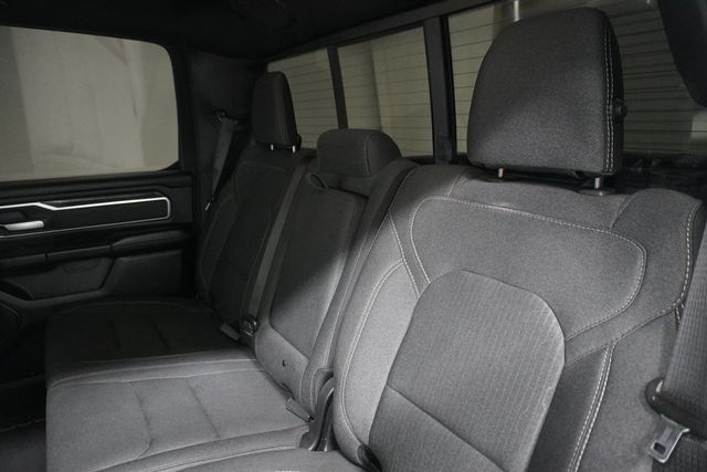 2020 Ram 1500 Lone Star 4x2 Crew Cab 5'7" Box - 23003834 - 11