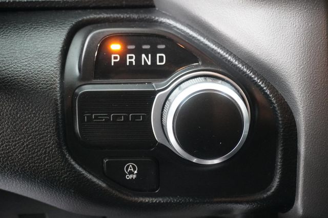 2020 Ram 1500 Lone Star 4x2 Crew Cab 5'7" Box - 23003834 - 21