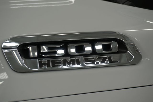 2020 Ram 1500 Lone Star 4x2 Crew Cab 5'7" Box - 23003834 - 5