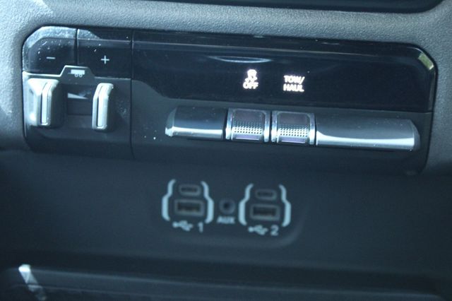 2020 Ram 1500 Lone Star 4x2 Crew Cab 5'7" Box - 23066978 - 19