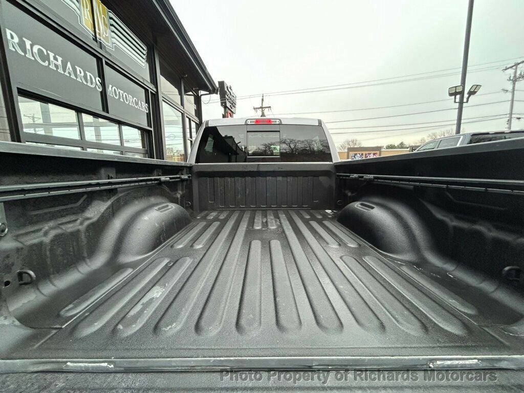 2020 Ram 1500 Longhorn 4x4 Crew Cab 5'7" Box - 22695870 - 11