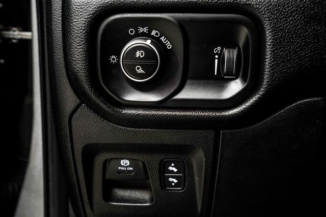 2020 Ram 1500 Rebel 4x4 Crew Cab 5'7" Box - 22983919 - 37