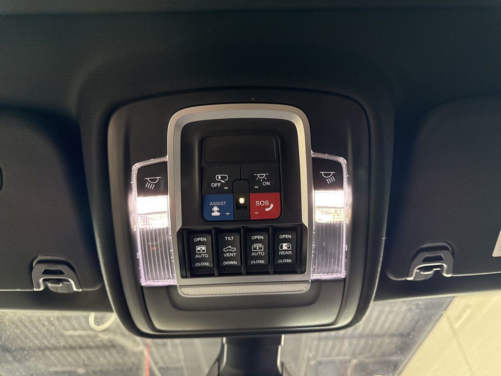 2020 Ram 1500 Rebel 4x4 Crew Cab 5'7" Box - 23003688 - 31