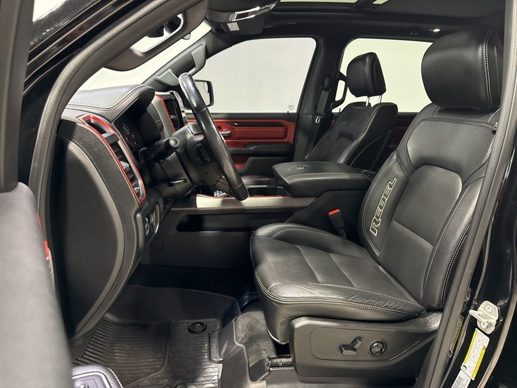 2020 Ram 1500 Rebel 4x4 Crew Cab 5'7" Box - 23003688 - 32