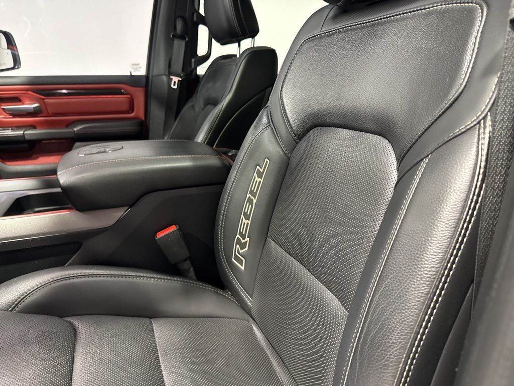2020 Ram 1500 Rebel 4x4 Crew Cab 5'7" Box - 23003688 - 35
