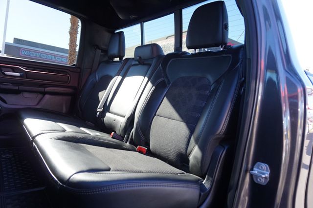 2020 Ram 1500 REBEL, 4X4, PREMIUM WHEELS, LIFTED, DROP DOWN RUNNING BOARDS - 23074693 - 27