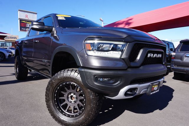 2020 Ram 1500 REBEL, 4X4, PREMIUM WHEELS, LIFTED, DROP DOWN RUNNING BOARDS - 23074693 - 3