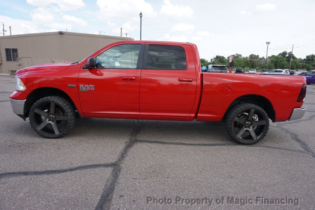 2020 Ram 1500 Classic SLT - 23031482 - 1