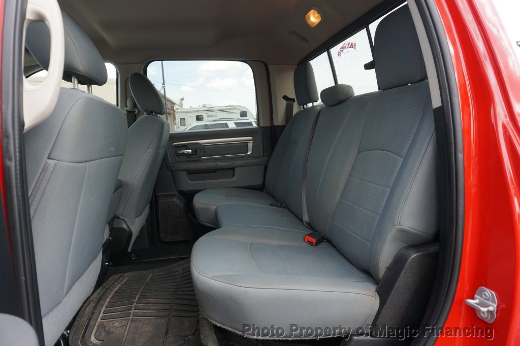 2020 Ram 1500 Classic SLT - 23031482 - 8