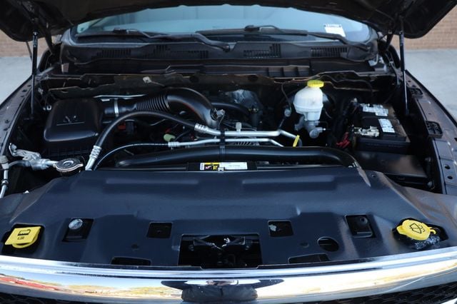 2020 Ram 1500 Classic SLT 4x4 Crew Cab 5'7" Box - 22969267 - 9