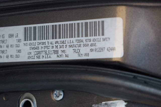 2020 Ram 1500 Classic SLT 4x4 Crew Cab 5'7" Box - 22969267 - 11