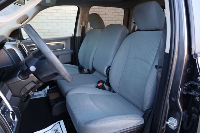 2020 Ram 1500 Classic SLT 4x4 Crew Cab 5'7" Box - 22969267 - 14