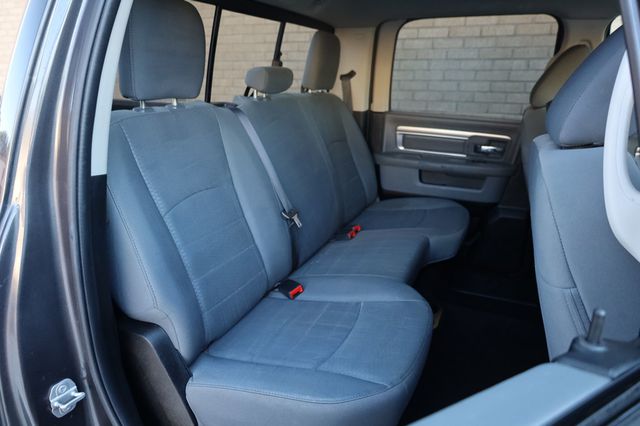 2020 Ram 1500 Classic SLT 4x4 Crew Cab 5'7" Box - 22969267 - 20