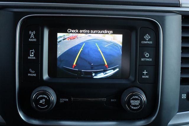 2020 Ram 1500 Classic SLT 4x4 Crew Cab 5'7" Box - 22969267 - 33