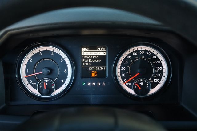 2020 Ram 1500 Classic SLT 4x4 Crew Cab 5'7" Box - 22969267 - 37