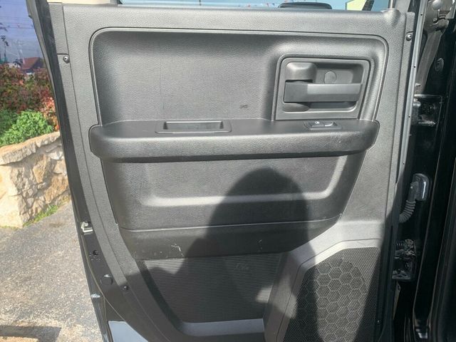 2020 Ram 1500 Classic Tradesman 4x2 Crew Cab 6'4" Box - 22964005 - 10