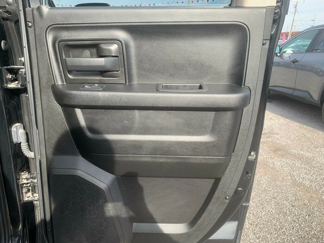 2020 Ram 1500 Classic Tradesman 4x2 Crew Cab 6'4" Box - 22964005 - 22