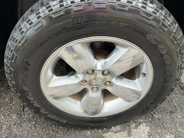 2020 Ram 1500 Classic Tradesman 4x2 Quad Cab 6'4" Box - 23012301 - 9