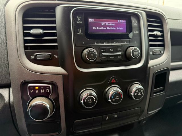 2020 Ram 1500 Classic Tradesman 4x2 Quad Cab 6'4" Box - 23012301 - 25